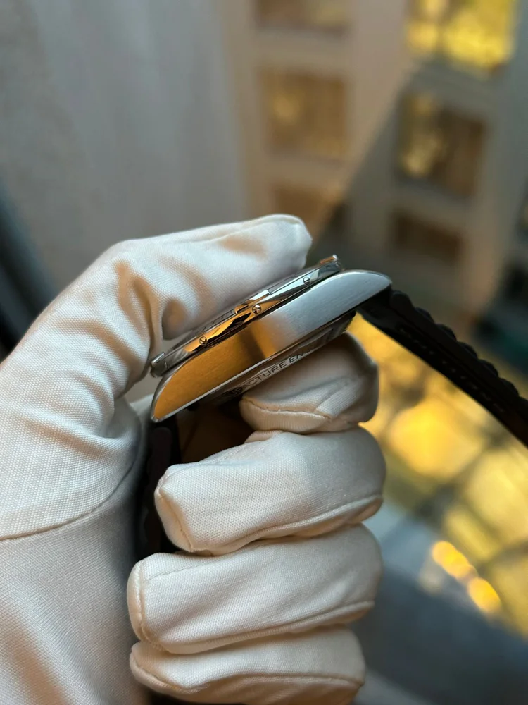 Breitling Chronomat Chronograph 42 box and papers 2020